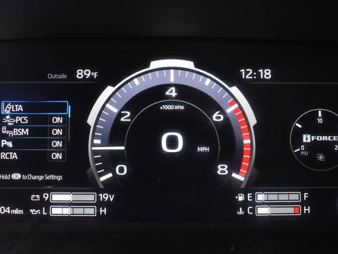 Used 2024 Toyota Tundra Limited AWD/4WD image 8