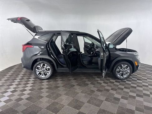 Certified 2024 Kia Seltos S image 15