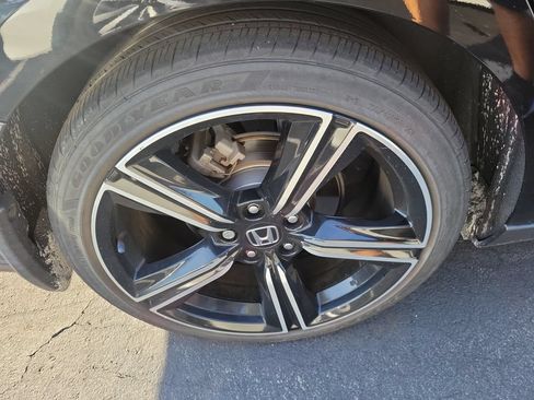 Used 2023 Honda Accord Sport image 12