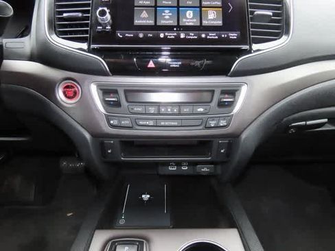 Certified 2025 Honda Ridgeline RTL image 20