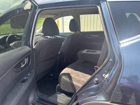 Used 2016 Nissan Rogue SV AWD/4WD image 10