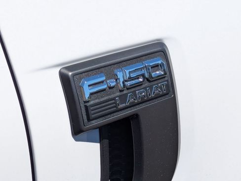 Used 2021 Ford F150 Lariat w/ Equipment Group 502A High AWD/4WD image 5