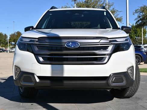 New 2025 Subaru Forester Limited image 8