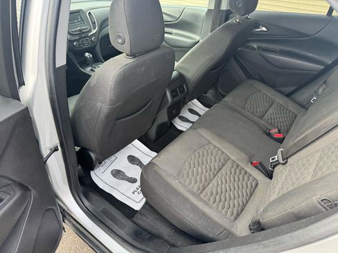 Used 2018 Chevrolet Equinox LT w/ LPO, Cargo Package image 10