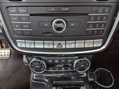 Used 2017 Mercedes-Benz G 63 AMG 4MATIC image 25