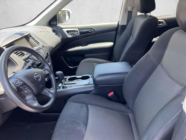 Used 2020 Nissan Pathfinder S FWD image 9