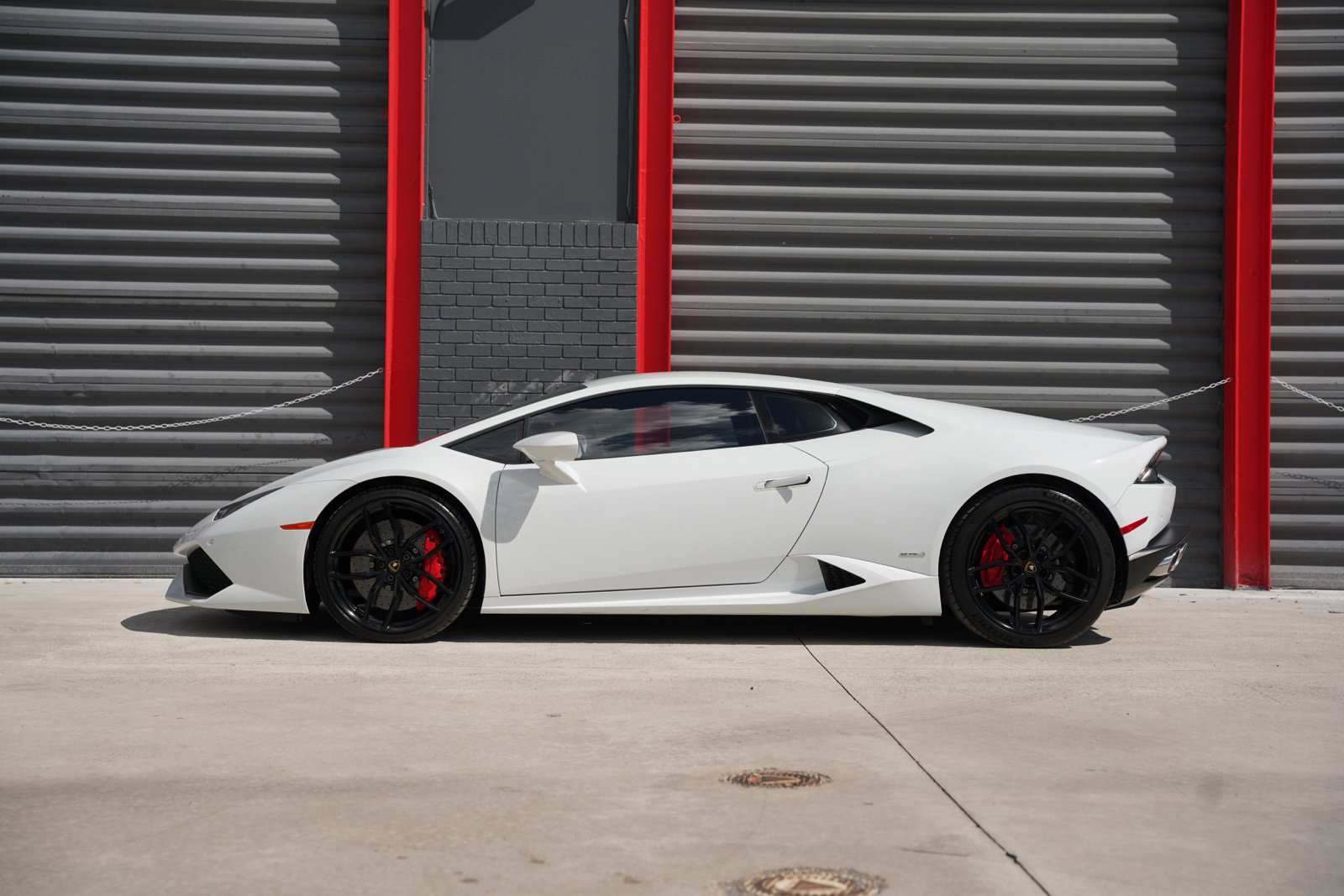 Used 2015 Lamborghini Huracan LP 610-4 AWD/4WD image 4