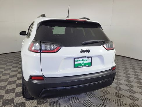 Used 2021 Jeep Cherokee Latitude Plus image 6