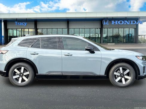 New 2026 Honda Prologue Touring image 3