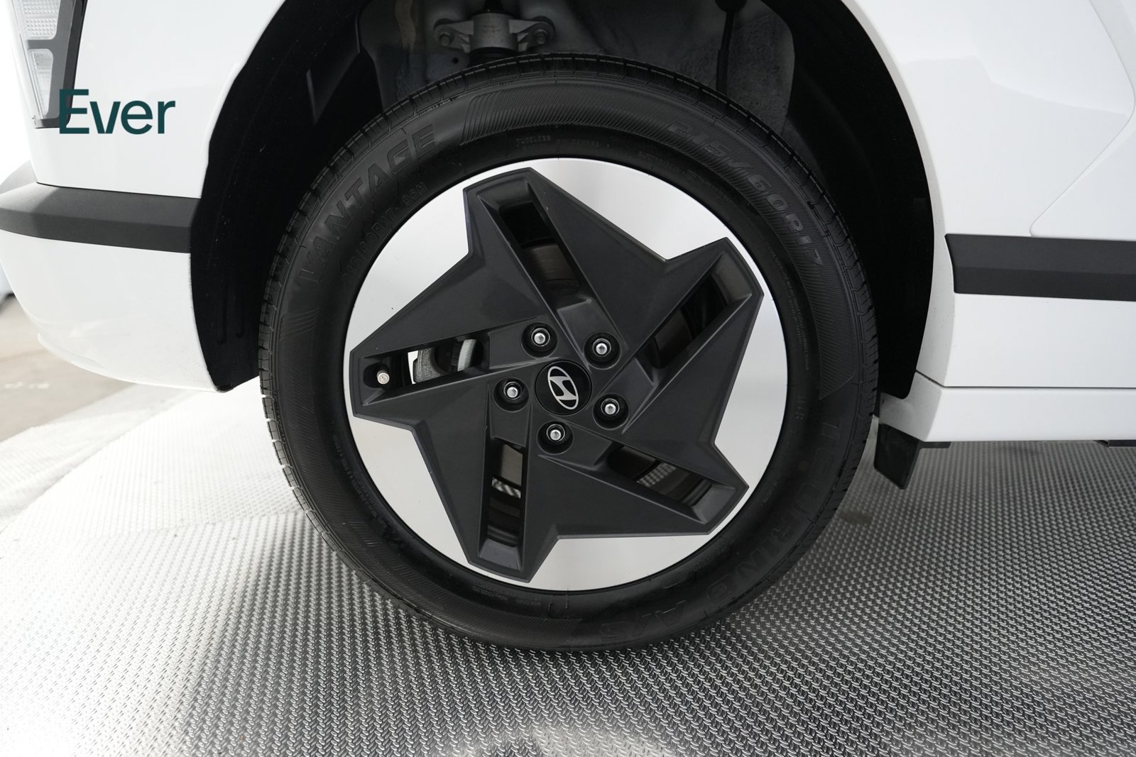 Used 2024 Hyundai Kona SEL FWD image 21