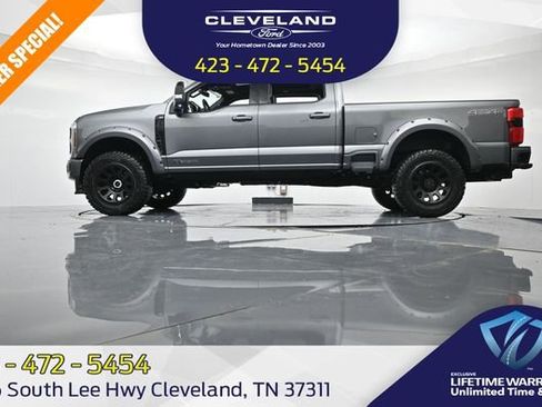 New 2025 Ford F250 XLT w/ Black Appearance Package image 32