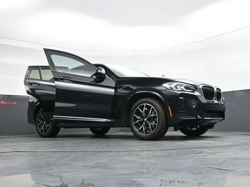 Used 2024 BMW X4 M40i w/ Premium Package image 42