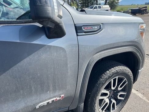 Used 2021 GMC Sierra 1500 AT4 w/ AT4 Premium Package AWD/4WD image 8