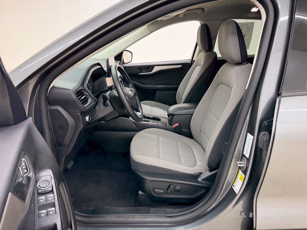 Used 2022 Ford Escape SE w/ Convenience Package AWD/4WD image 16