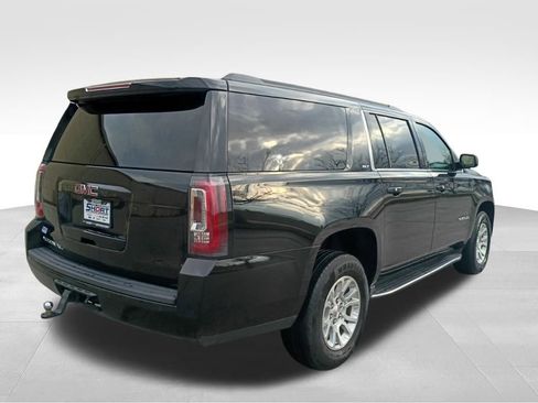 Used 2020 GMC Yukon XL SLT image 5
