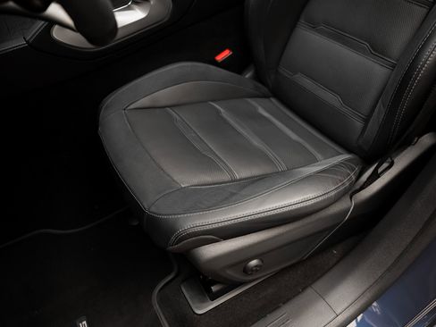 Used 2024 Mercedes-Benz GLE 53 AMG 4MATIC image 69