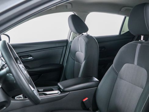 Used 2025 Nissan Sentra SV FWD image 23