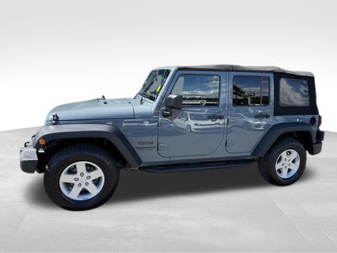 Used 2015 Jeep Wrangler Unlimited Sport w/ Quick Order Package 23S AWD/4WD image 2