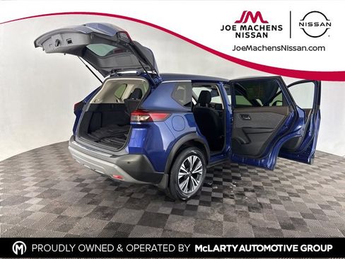 Certified 2023 Nissan Rogue SV image 14