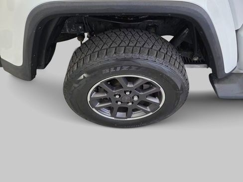 Used 2021 Jeep Gladiator Overland image 20