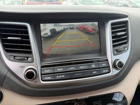 Used 2016 Hyundai Tucson Limited AWD/4WD image 7