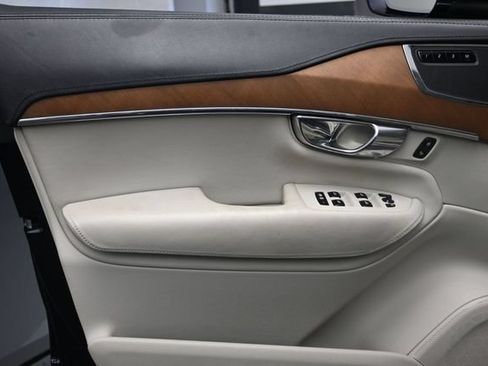 Used 2016 Volvo XC90 T6 Inscription w/ Vision Package AWD/4WD image 20