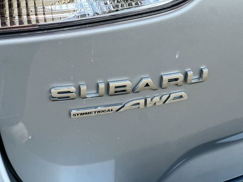 Certified 2023 Subaru Forester Limited image 17