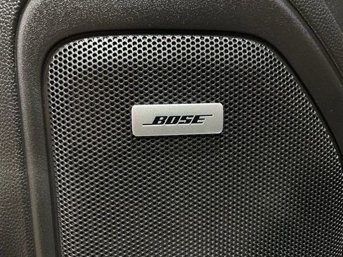 Used 2019 Chevrolet Silverado 1500 High Country w/ High Country Premium Package image 19