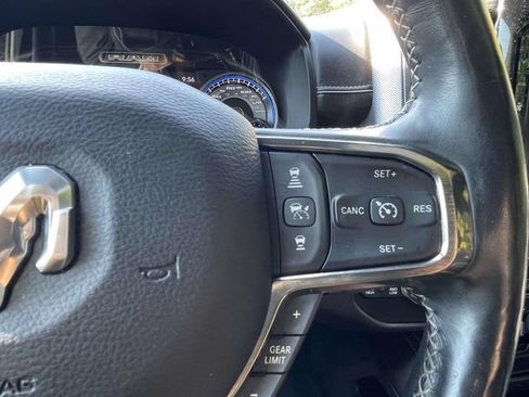 Used 2020 RAM 1500 Limited w/ Black Appearance Package AWD/4WD image 27