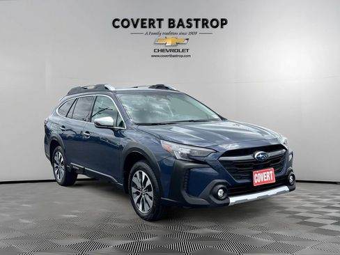 Used 2023 Subaru Outback Touring XT AWD/4WD image 6