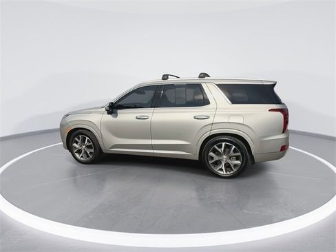 Certified 2022 Hyundai Palisade Limited w/ Winter Package image 6