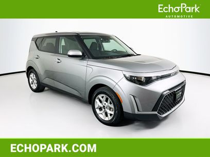 Used 2025 Kia Soul LX w/ LX Technology Package