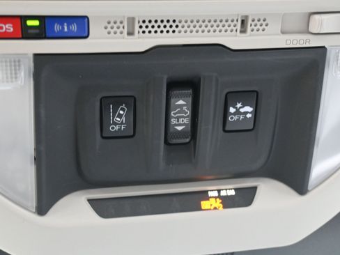 Used 2023 Subaru Forester Premium AWD/4WD image 33