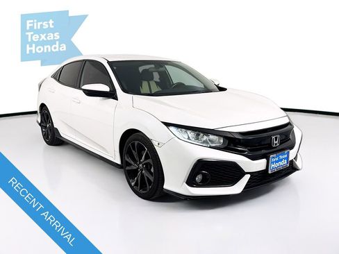 Used 2018 Honda Civic Sport image 1