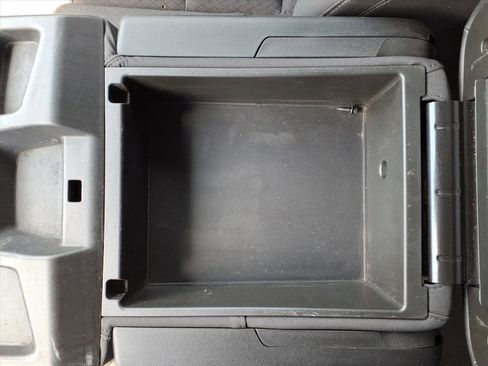 Used 2022 Chevrolet Silverado 1500 Custom image 14