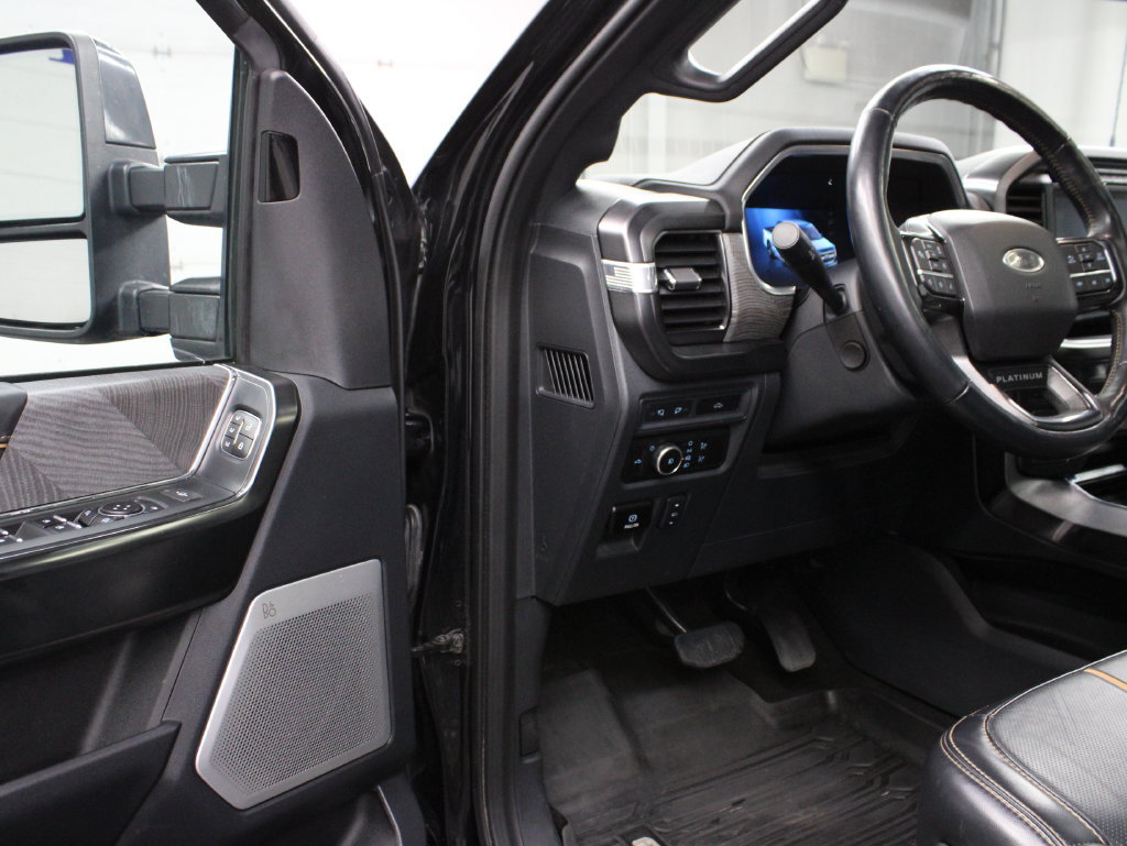 Used 2023 Ford F150 Platinum w/ FX4 Off-Road Package AWD/4WD image 64