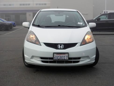 Used 2012 Honda Fit Base image 2