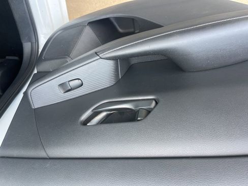 Used 2024 Nissan Sentra SV FWD image 27