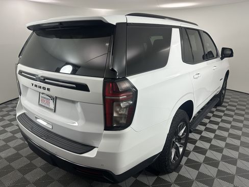 Used 2024 Chevrolet Tahoe Z71 w/ Luxury Package AWD/4WD image 5