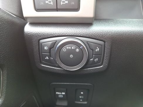 Used 2018 Ford F150 Lariat w/ Equipment Group 502A Luxury AWD/4WD image 65