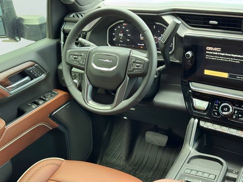 New 2026 GMC Sierra 2500 Denali Ultimate w/ Max Trailering Package AWD/4WD image 17
