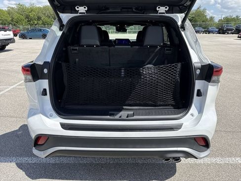 Certified 2026 Toyota Highlander XSE AWD/4WD image 21