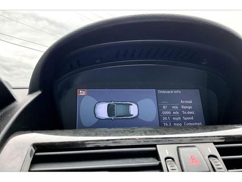 Used 2009 BMW 650i Convertible RWD image 28