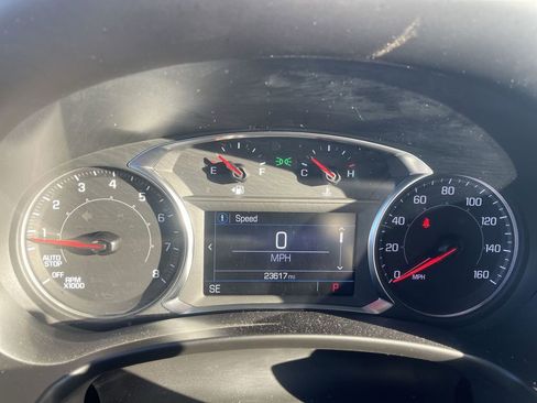 Used 2024 GMC Terrain SLE image 15