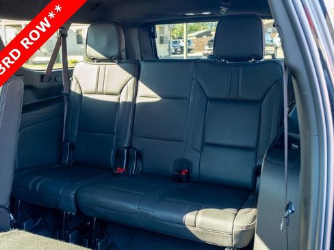 Used 2023 Chevrolet Suburban RST image 15
