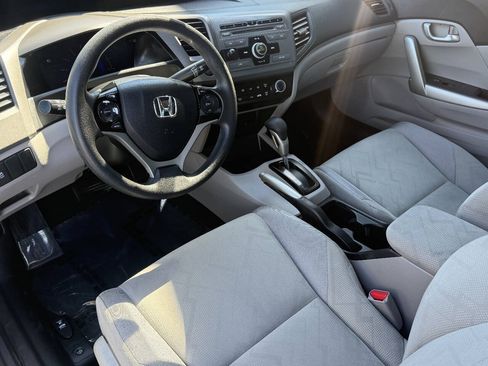 Used 2012 Honda Civic LX image 9