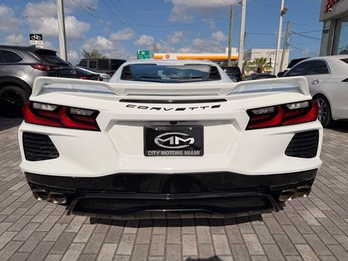 Used 2023 Chevrolet Corvette Stingray Coupe w/ Z51 Performance Package RWD image 15
