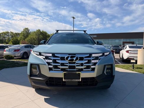 Used 2023 Hyundai Santa Cruz SEL Premium w/ Cargo Package AWD/4WD image 9