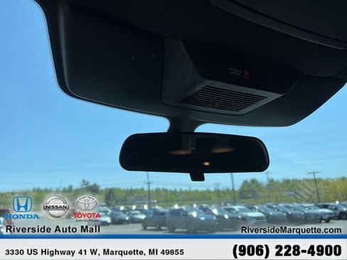 Used 2023 Nissan Pathfinder Rock Creek AWD/4WD image 19