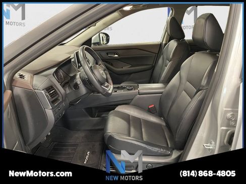 Used 2023 Nissan Rogue SV w/ SV Premium B Package AWD/4WD image 9